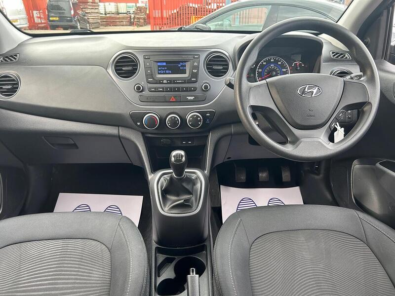 Used Hyundai i10 2019 for sale - 76119367: Photo 23