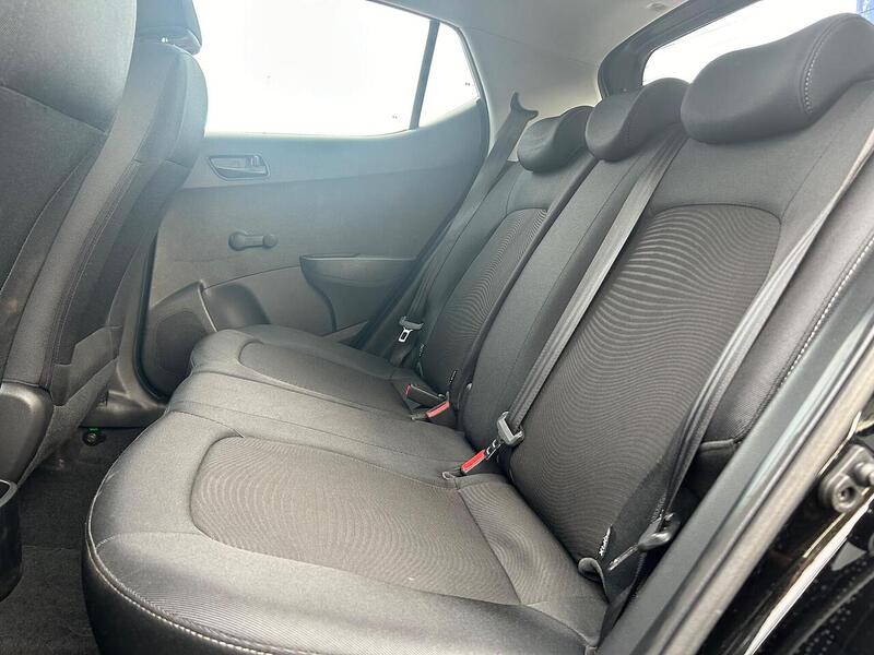 Used Hyundai i10 2019 for sale - 76119367: Photo 29