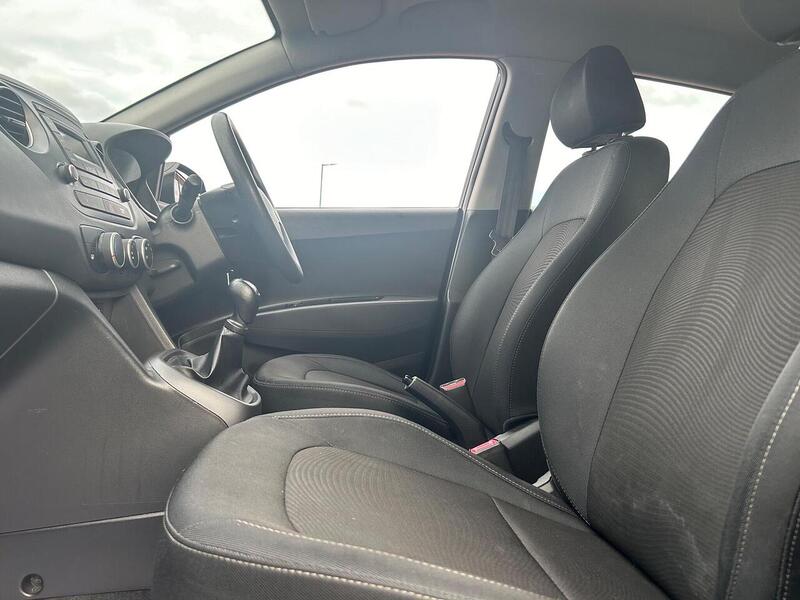 Used Hyundai i10 2019 for sale - 76119367: Photo 31