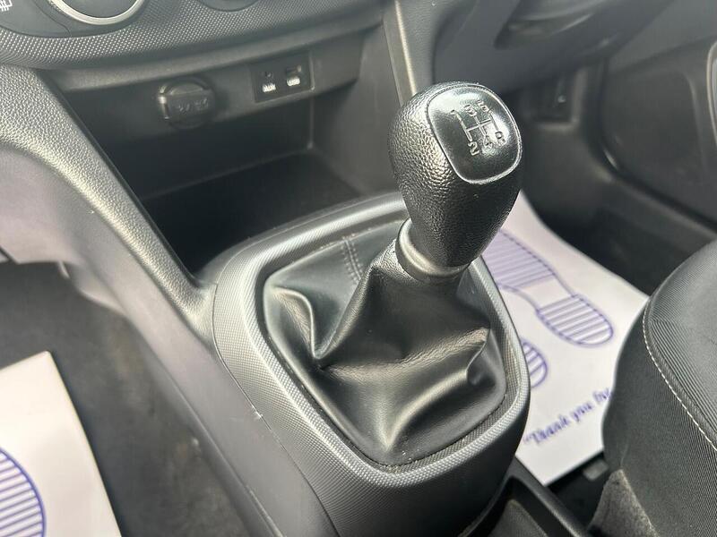 Used Hyundai i10 2019 for sale - 76119367: Photo 34