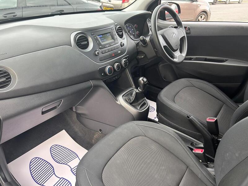 Used Hyundai i10 2019 for sale - 76119367: Photo 35