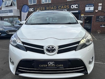 Used Toyota Verso 2013 for sale - 75574127: Photo