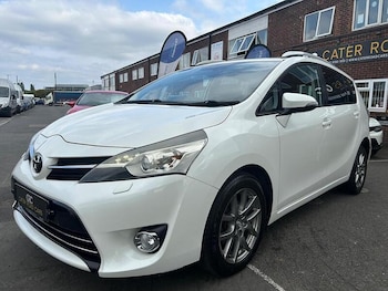 Used Toyota Verso 2013 for sale - 75574127: Photo