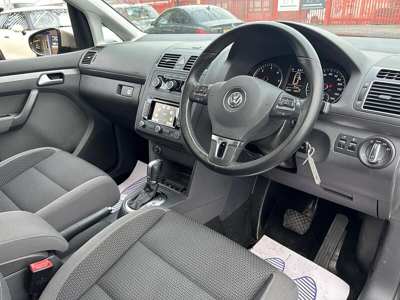 Used Volkswagen Touran 2014 for sale - 76578140: Photo 14