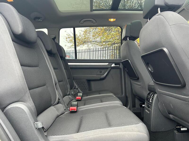 Used Volkswagen Touran 2014 for sale - 76578140: Photo 21