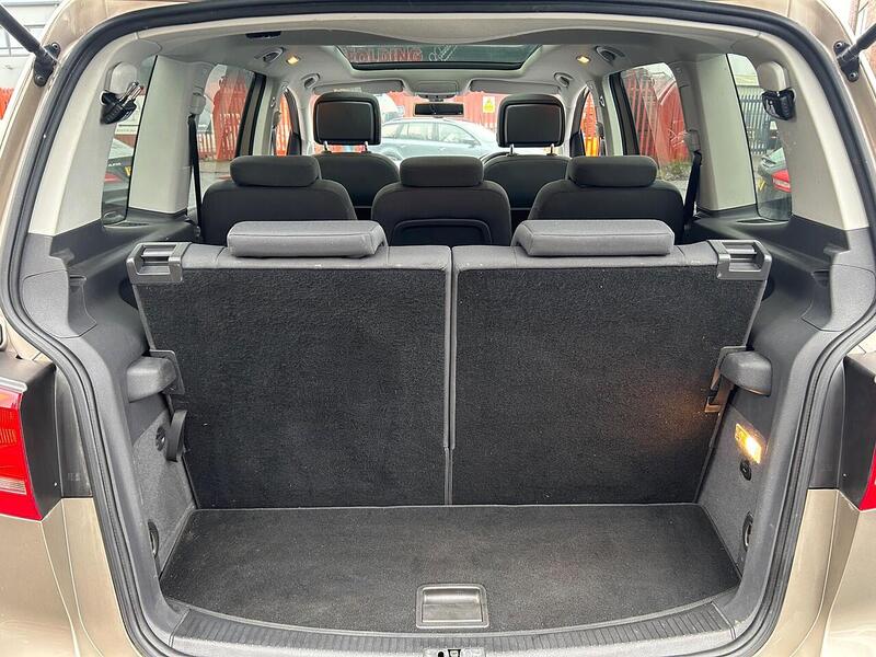 Used Volkswagen Touran 2014 for sale - 76578140: Photo 32