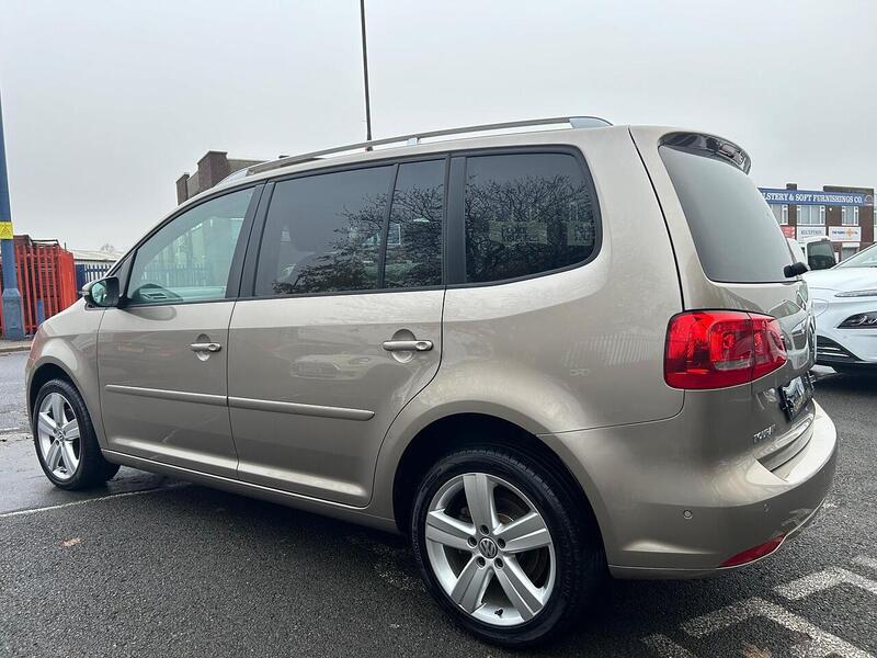 Used Volkswagen Touran 2014 for sale - 76578140: Photo 4