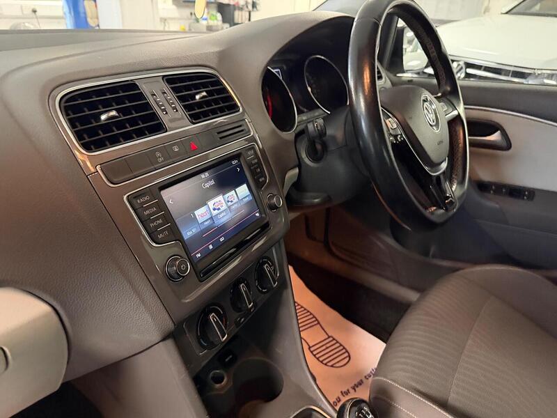 Used Volkswagen Polo 2015 for sale - 78201264: Photo 22