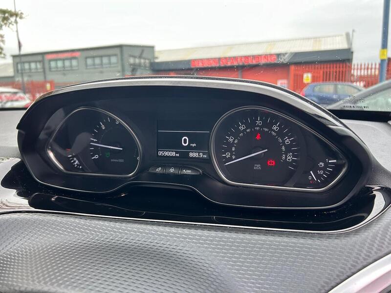 Used Peugeot 2008 2016 for sale - 76403242: Photo 19