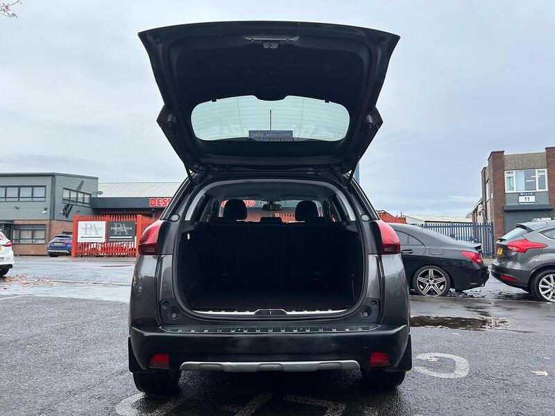 Used Peugeot 2008 2016 for sale - 76403242: Photo 26