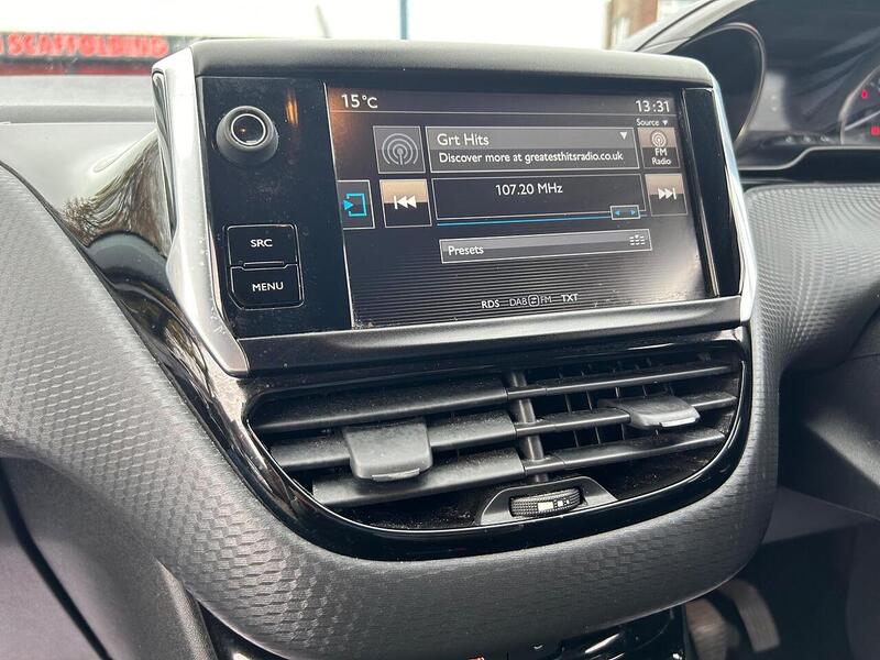 Used Peugeot 2008 2016 for sale - 76403242: Photo 33