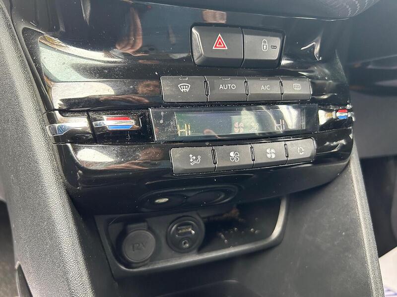 Used Peugeot 2008 2016 for sale - 76403242: Photo 34