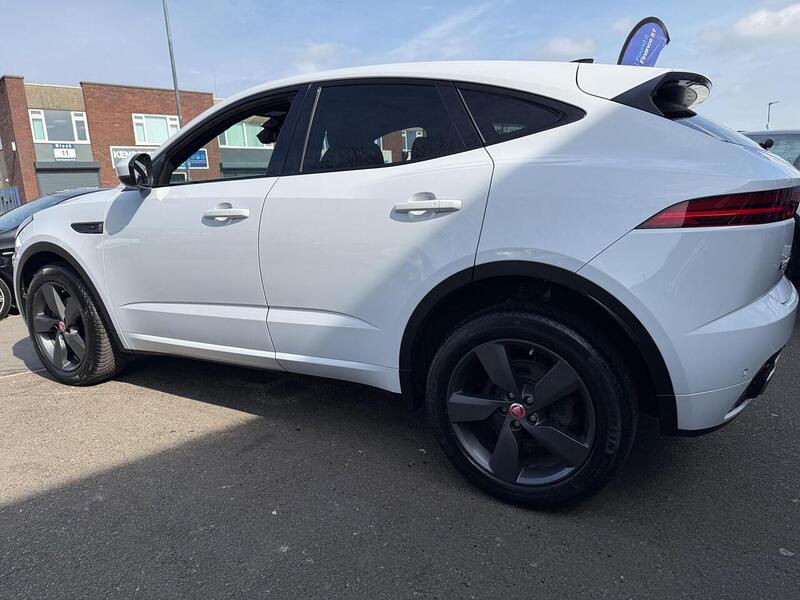 Used Jaguar E-Pace 2019 for sale - 77984921: Photo 5