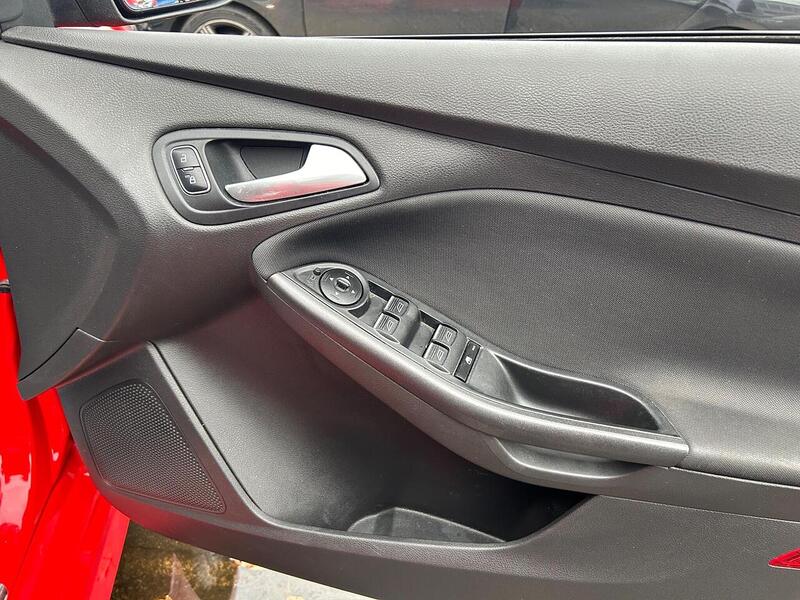 Used Ford Focus 2016 for sale - 76450336: Photo 19