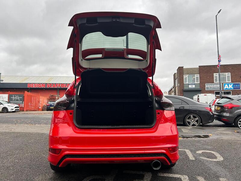 Used Ford Focus 2016 for sale - 76450336: Photo 25