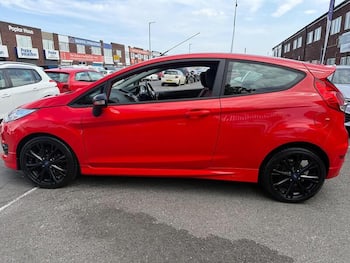Used Ford Fiesta 2015 for sale - 79616012: Photo