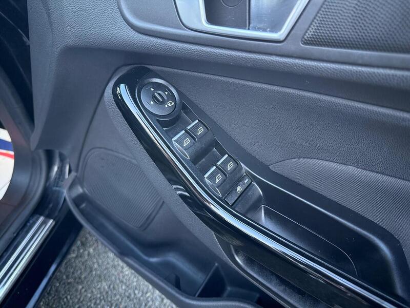 Used Ford Fiesta 2015 for sale - 76778068: Photo 17