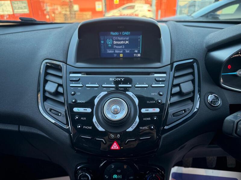 Used Ford Fiesta 2015 for sale - 76778068: Photo 23