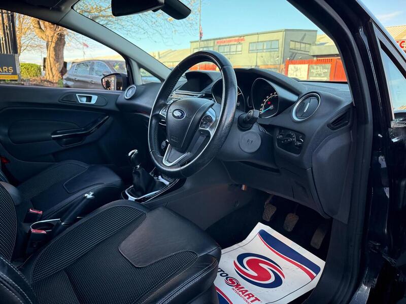 Used Ford Fiesta 2015 for sale - 76778068: Photo 29