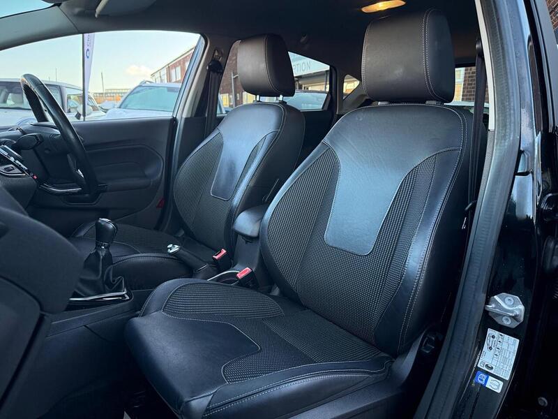 Used Ford Fiesta 2015 for sale - 76778068: Photo 31