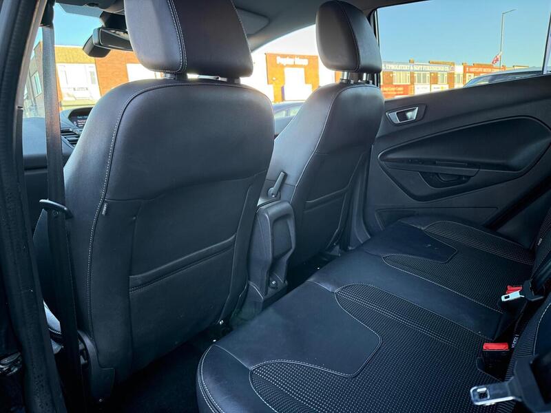 Used Ford Fiesta 2015 for sale - 76778068: Photo 35