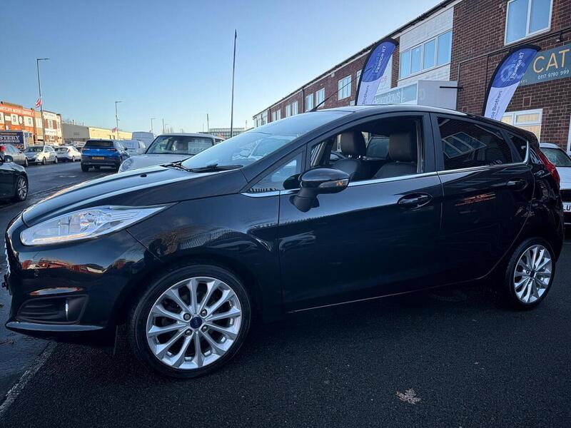Used Ford Fiesta 2015 for sale - 76778068: Photo 5