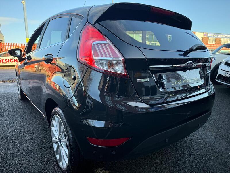 Used Ford Fiesta 2015 for sale - 76778068: Photo 9