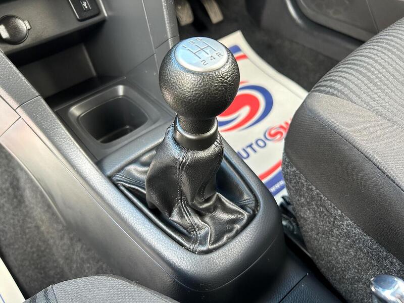 Used Suzuki Swift 2013 for sale - 76386828: Photo 32