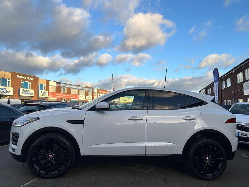 Used Jaguar E-Pace 2018 for sale - 76628612: Photo 10