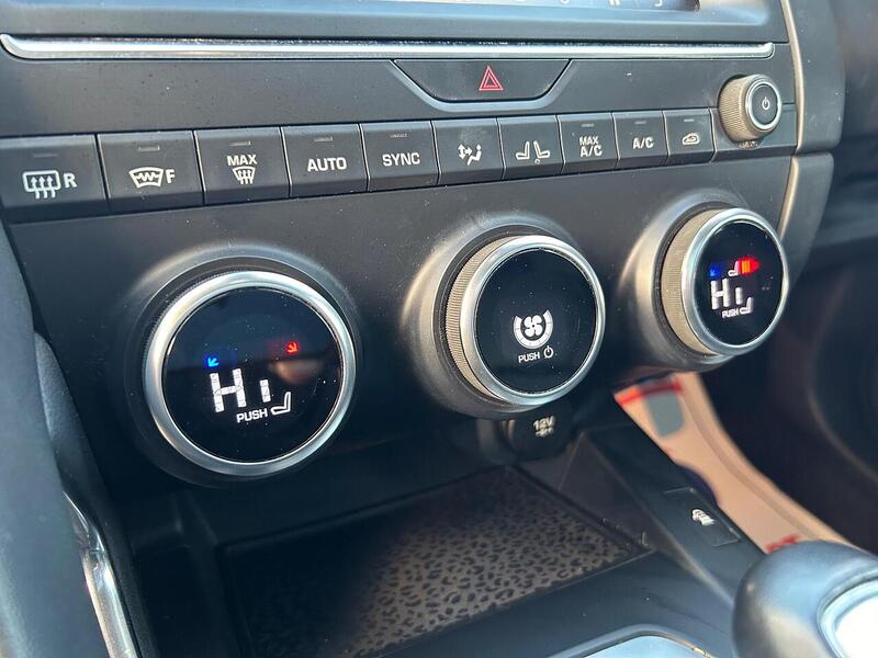 Used Jaguar E-Pace 2018 for sale - 76628612: Photo 19