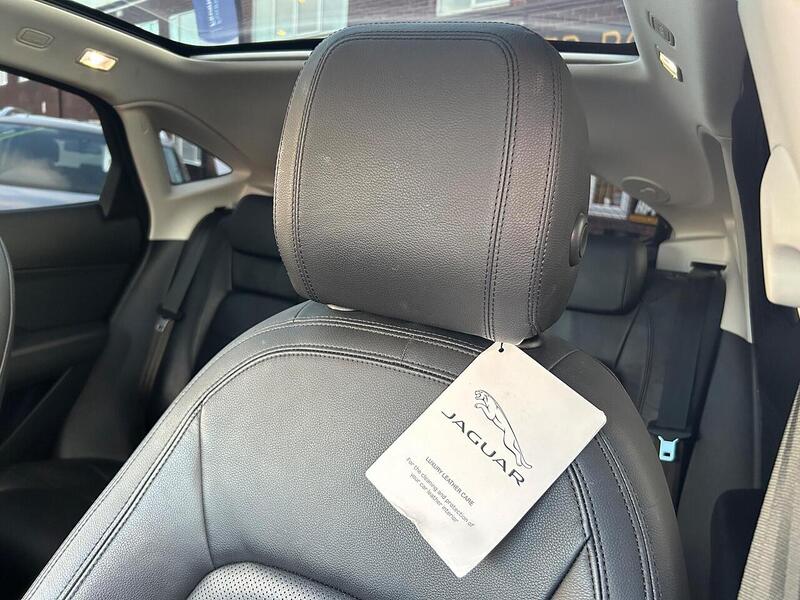 Used Jaguar E-Pace 2018 for sale - 76628612: Photo 28