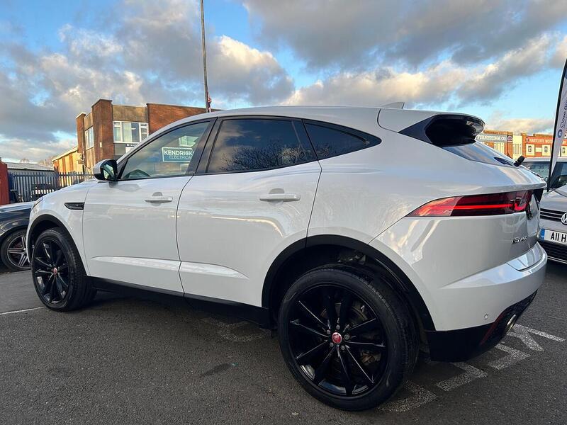 Used Jaguar E-Pace 2018 for sale - 76628612: Photo 4