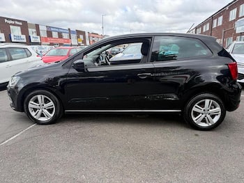 Used Volkswagen Polo 2017 for sale - 79724093: Photo