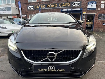 Used Volvo V40 2019 for sale - 79434187: Photo