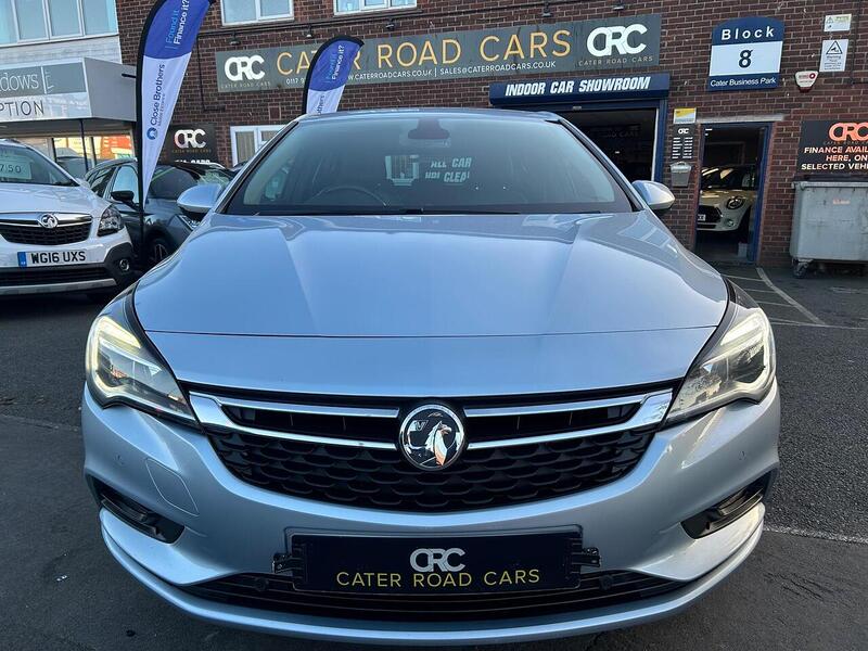 Used Vauxhall Astra 2017 for sale - 76605227: Photo 2