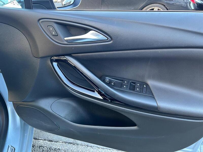 Used Vauxhall Astra 2017 for sale - 76605227: Photo 23