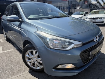 Used Hyundai i20 2016 for sale - 79490423: Photo