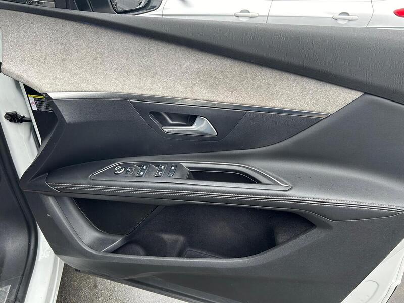 Used Peugeot 5008 2021 for sale - 77640091: Photo 28