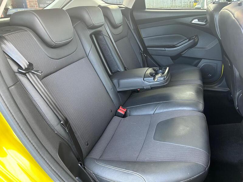 Used Ford Focus 2011 for sale - 77007772: Photo 22