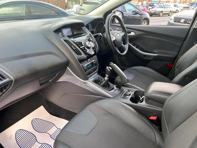 Used Ford Focus 2011 for sale - 77007772: Photo 38