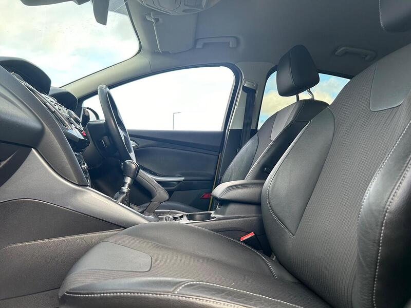 Used Ford Focus 2011 for sale - 77007772: Photo 45