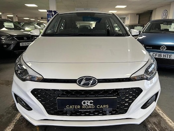 Used Hyundai i20 2018 for sale - 77250834: Photo