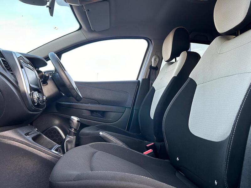 Used Renault Captur 2019 for sale - 76919775: Photo 41