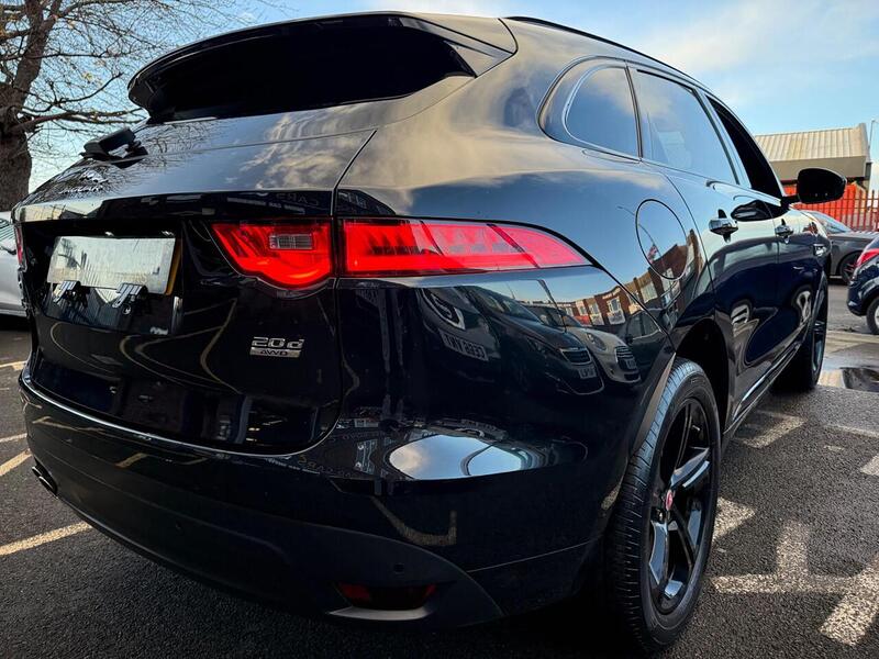 Used Jaguar F-Pace 2018 for sale - 76821264: Photo 11