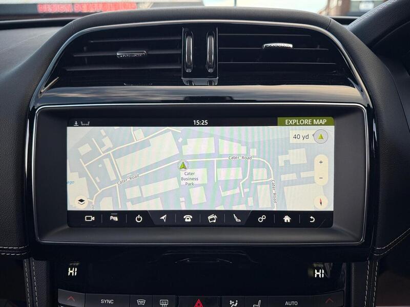 Used Jaguar F-Pace 2018 for sale - 76821264: Photo 30