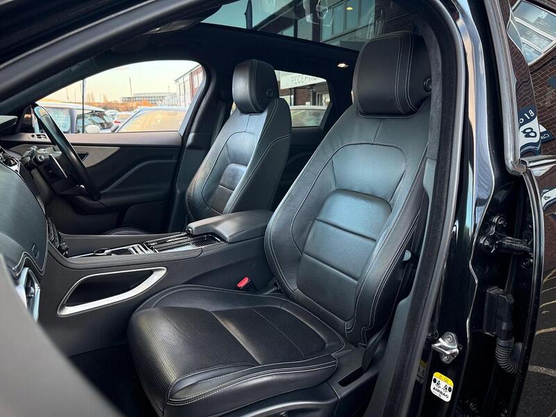 Used Jaguar F-Pace 2018 for sale - 76821264: Photo 34