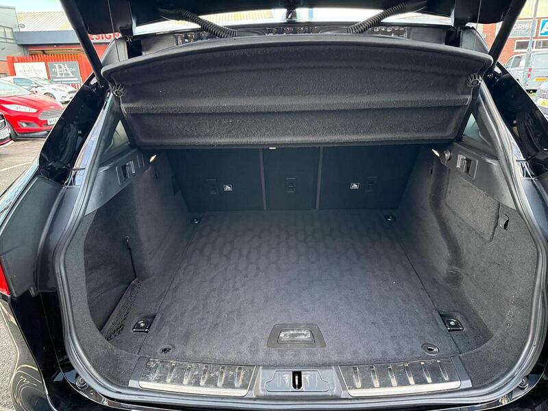 Used Jaguar F-Pace 2018 for sale - 76821264: Photo 44