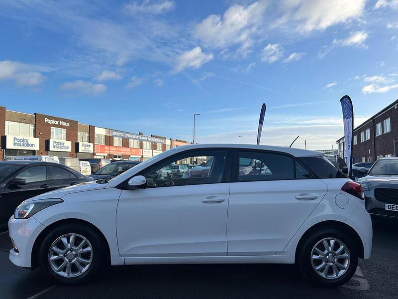 Used Hyundai i20 2016 for sale - 77118189: Photo 8