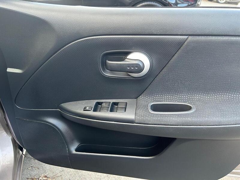 Used Nissan Note 2012 for sale - 76386824: Photo 20