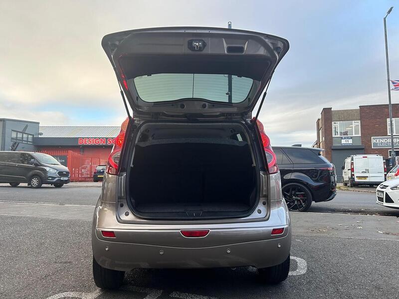 Used Nissan Note 2012 for sale - 76386824: Photo 24